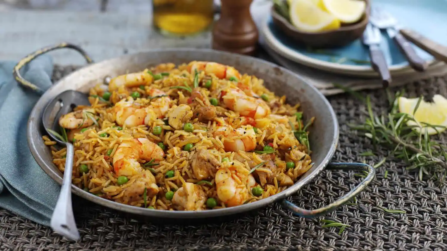 Paella with Chicken & Prawns